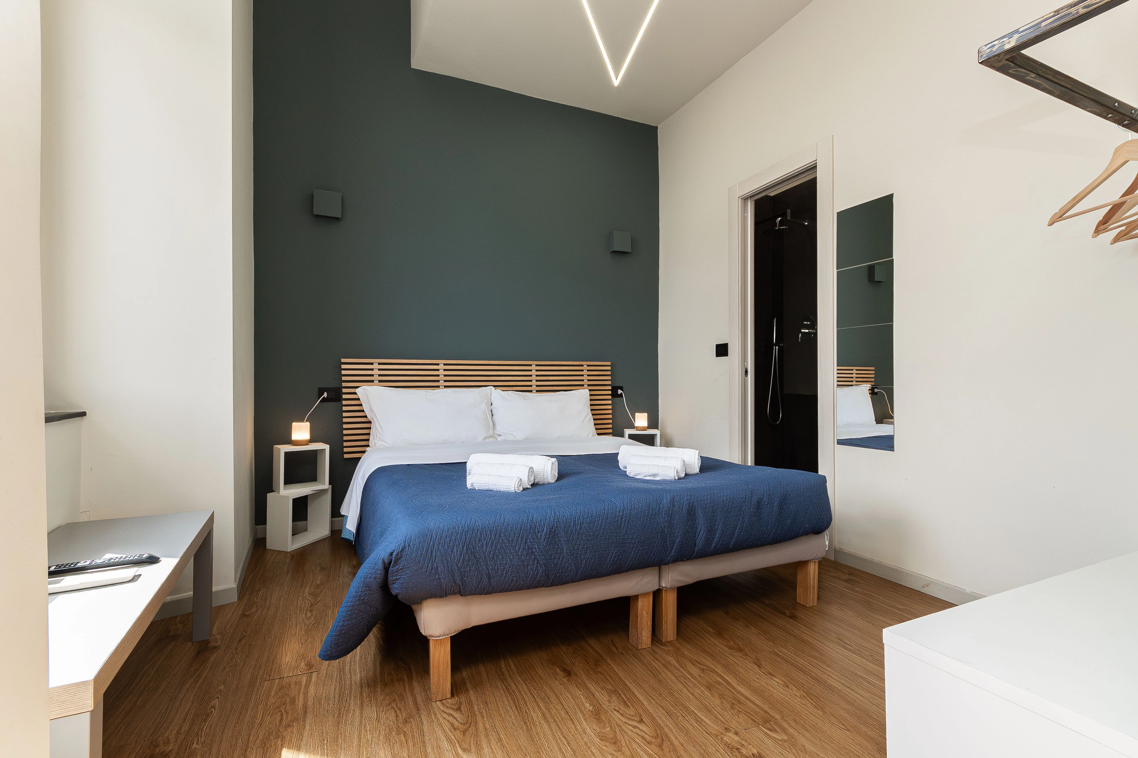 Schlafzimmer Apartment A mit Doppelbett