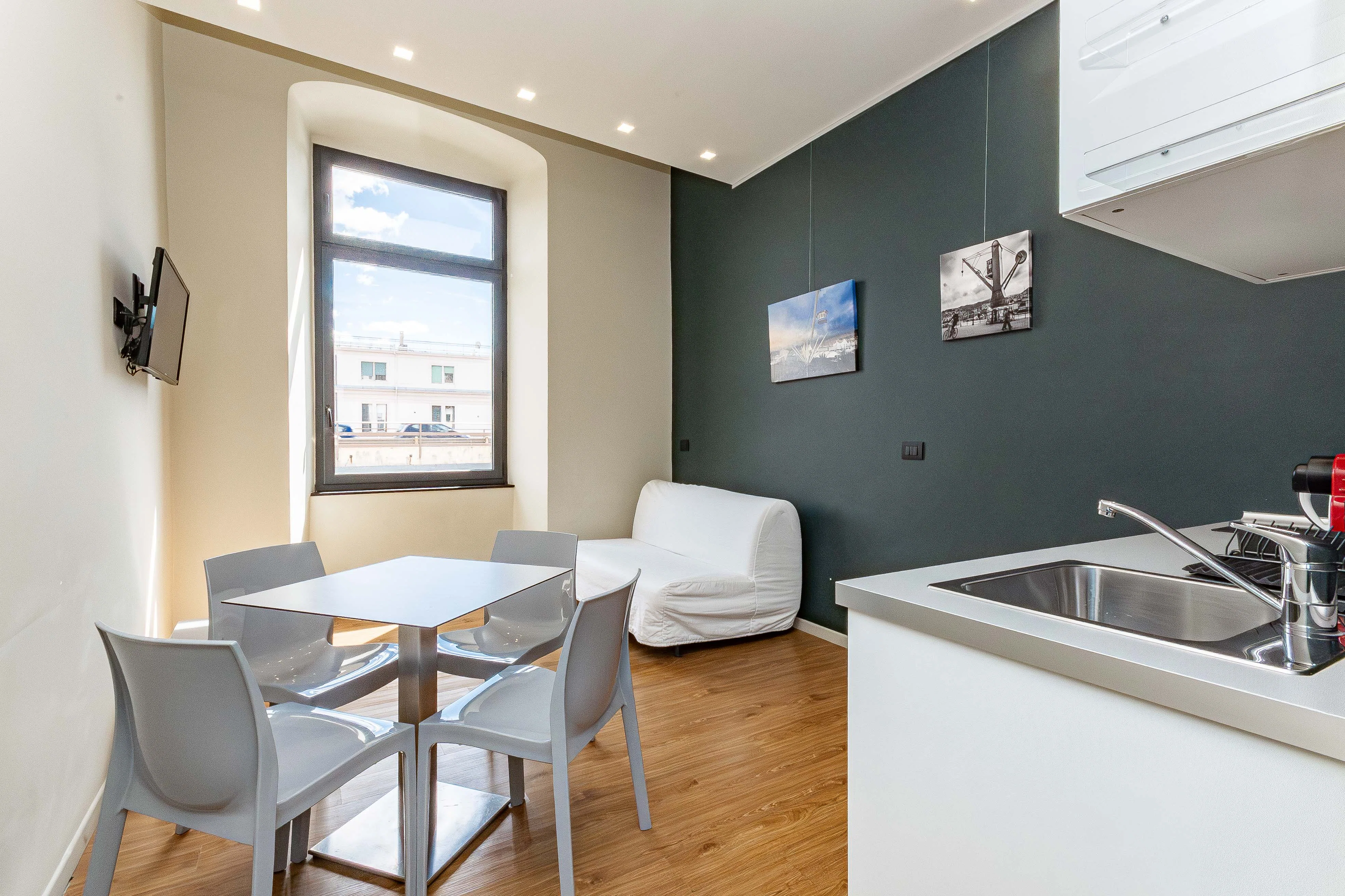 Ess- und Wohnbereich Apartment B